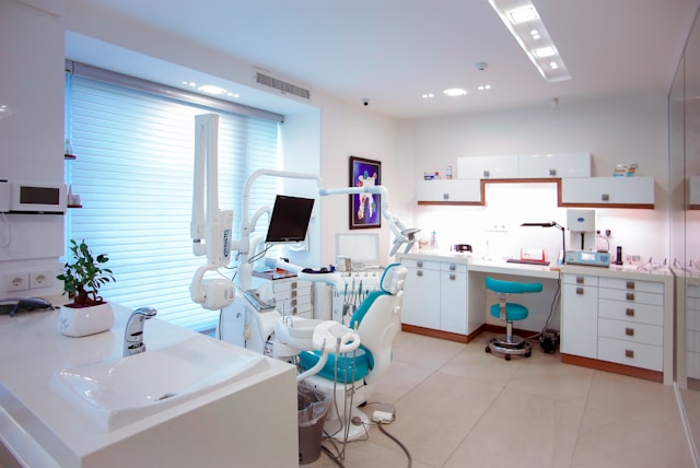 Dentist PPC in 2027: What a Good Campaign Actually Costs (And Why Most Fail)